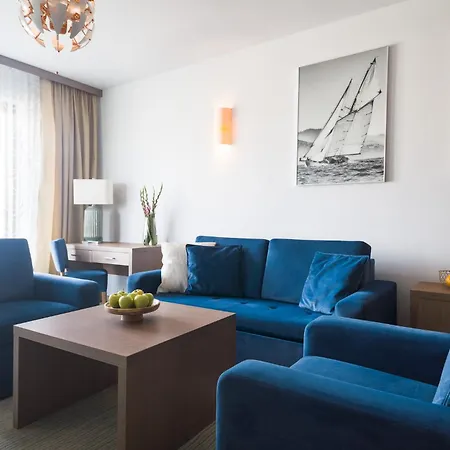 Blue Lagoon Apartment By Kramm - Kolobrzeg 아파트 코워브제크